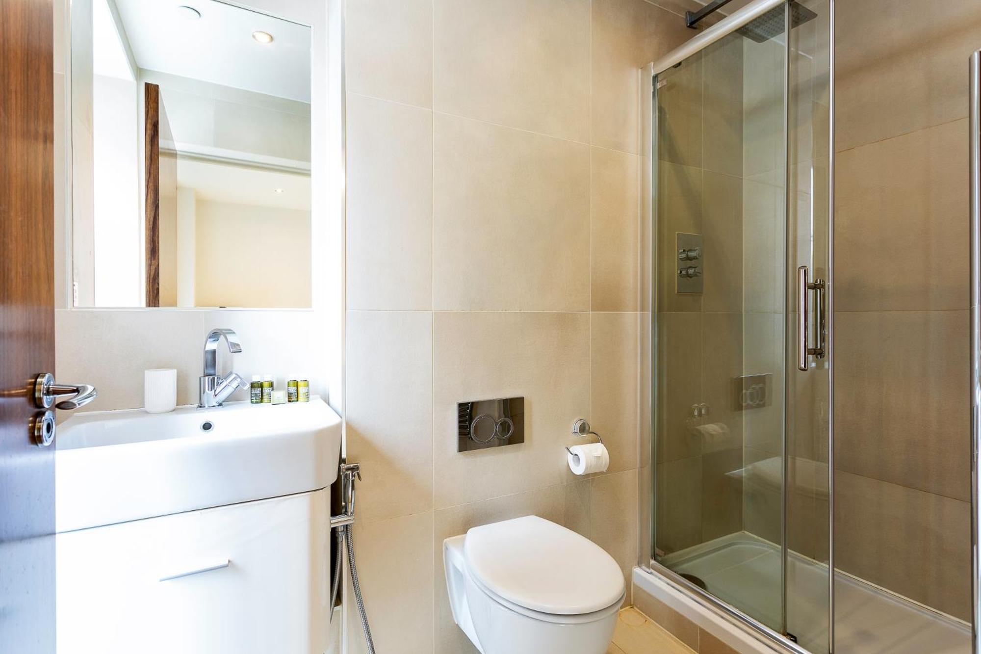 Serene Cityscape - 2Br Luxury Westminster Apartment 伦敦 外观 照片